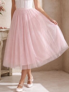 Wicked Pink Tulle Midi Skirt NWT Universal Studios Glinda Balletcore M